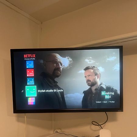Dnn - Stylish Studio - Free Wifi, Netflix And Parking - Min Away To Basel And Airport - Dishwasher, Washing Machine Saint-Louis  Esterno foto