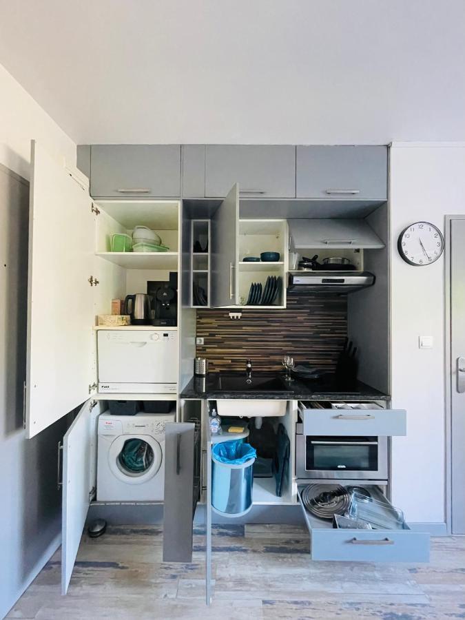 Dnn - Stylish Studio - Free Wifi, Netflix And Parking - Min Away To Basel And Airport - Dishwasher, Washing Machine Saint-Louis  Esterno foto